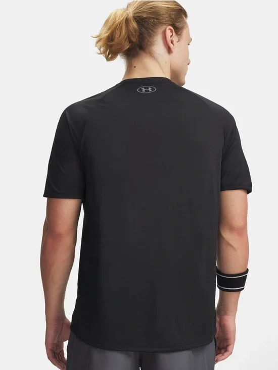 Under Armour Black Men’s Short Sleeve Athletic Tee - Picture 2 of 6